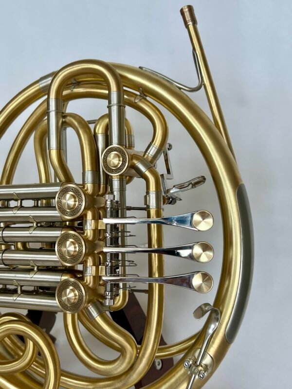 Valkyrie Balu Double horn - Image 18