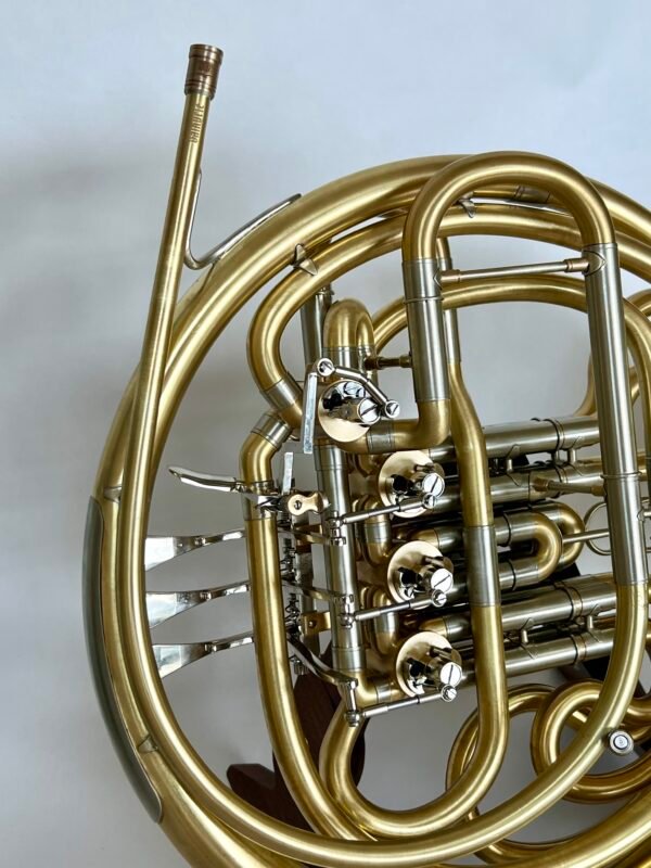 Valkyrie Balu Double horn - Image 16
