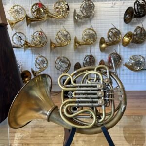 Holton H281