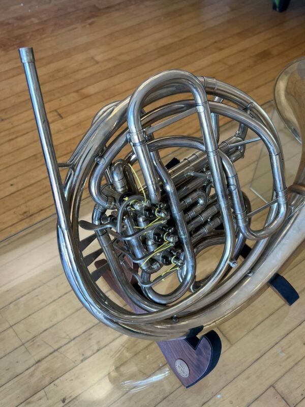 Conn 8D - Image 4
